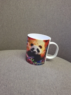 Plastový hrnek - panda - KAROLÍNKA